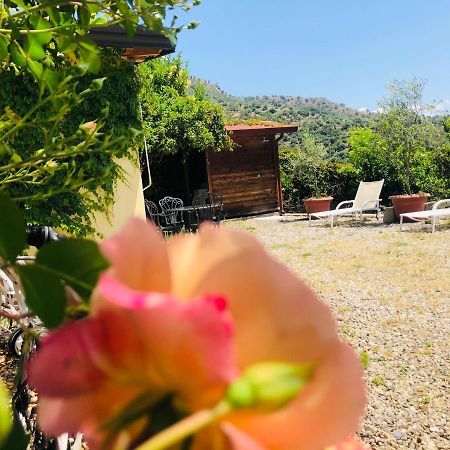 Casa Marietta Villa Forza dʼAgro Eksteriør bilde